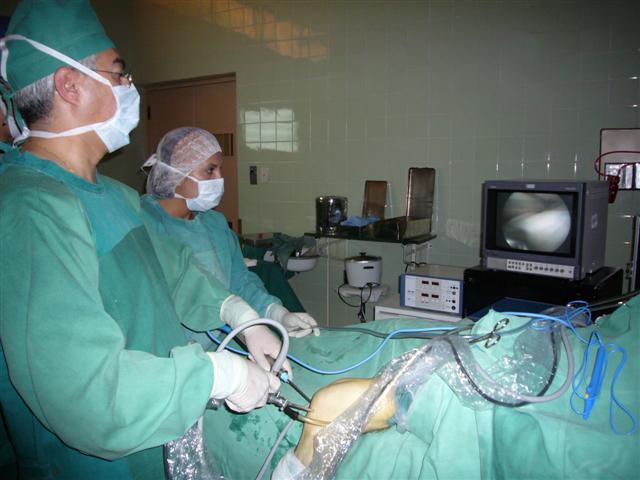 Travel - Bolivia - Knee Operation